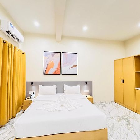 Ixoras Hotel Lemba キンシャサ エクステリア 写真