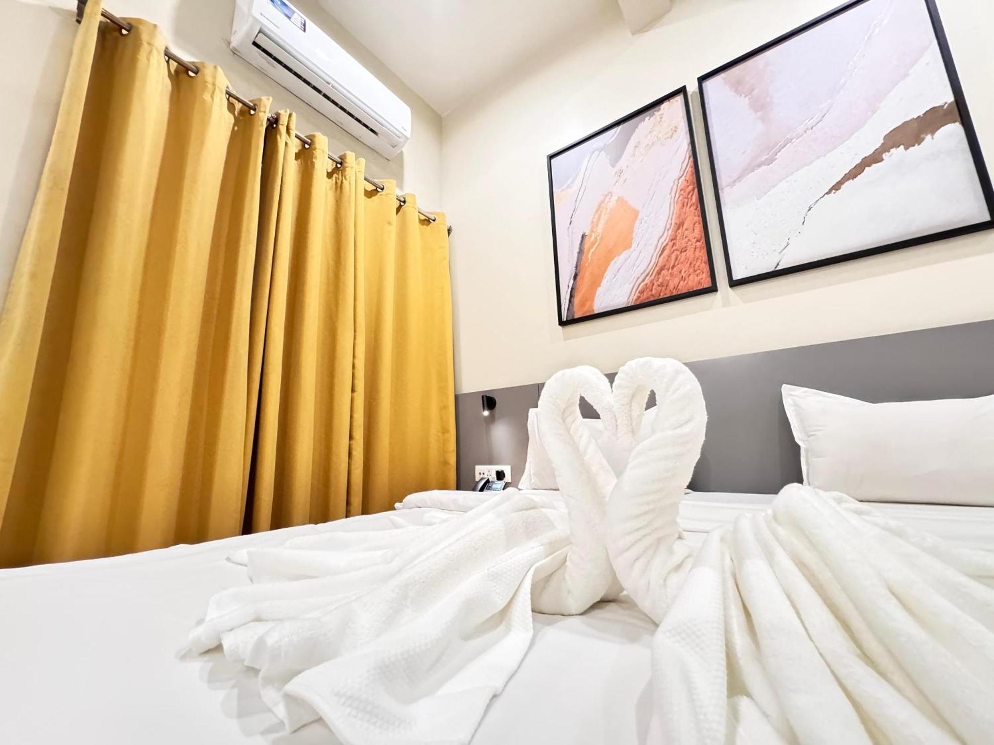 Ixoras Hotel Lemba キンシャサ エクステリア 写真